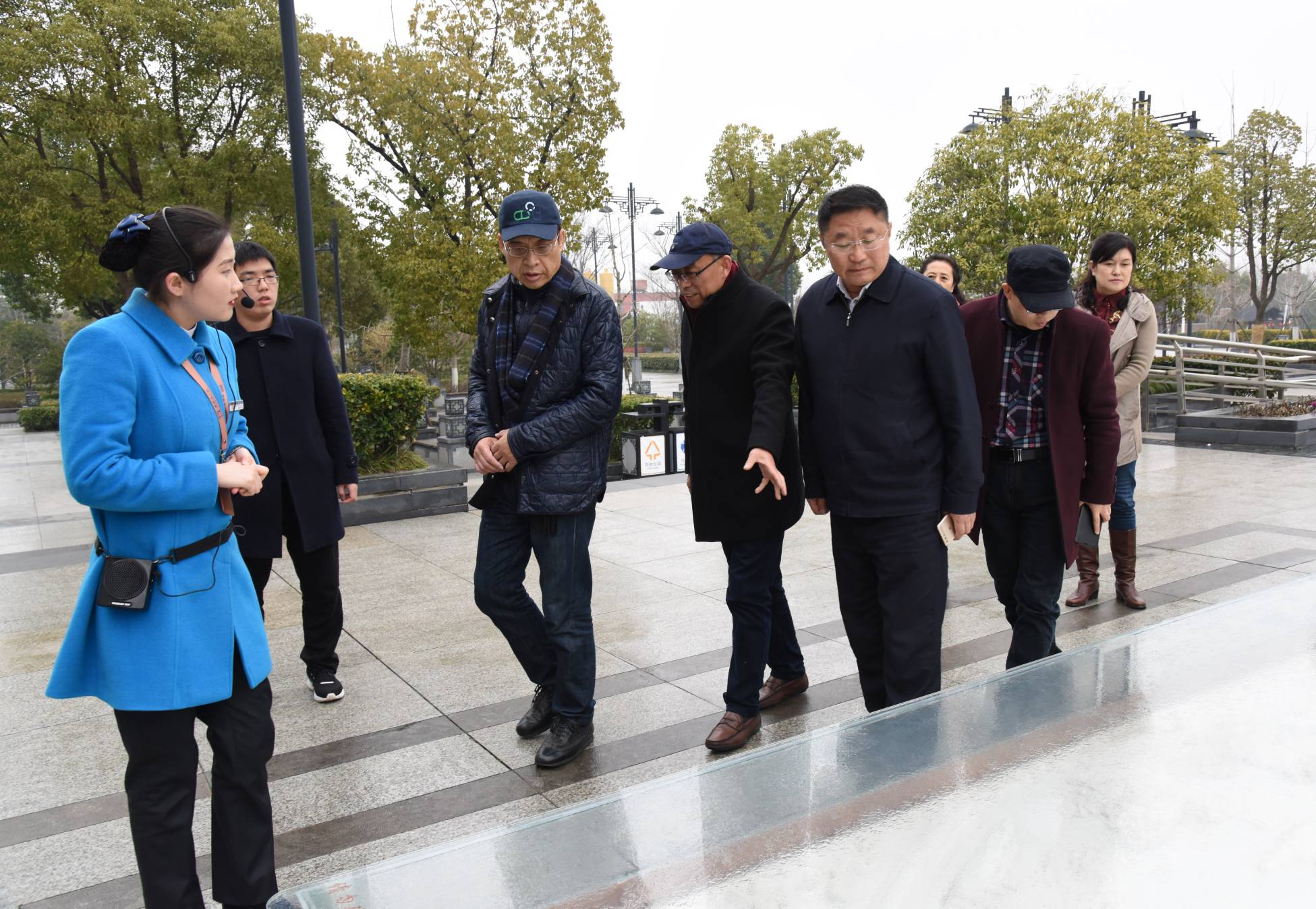 31参观安徽名人馆.jpg
