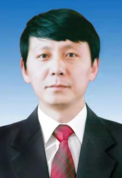 陈宇龙.jpg