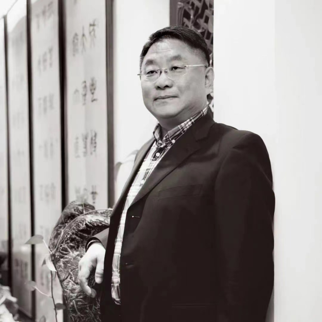 张戈.png